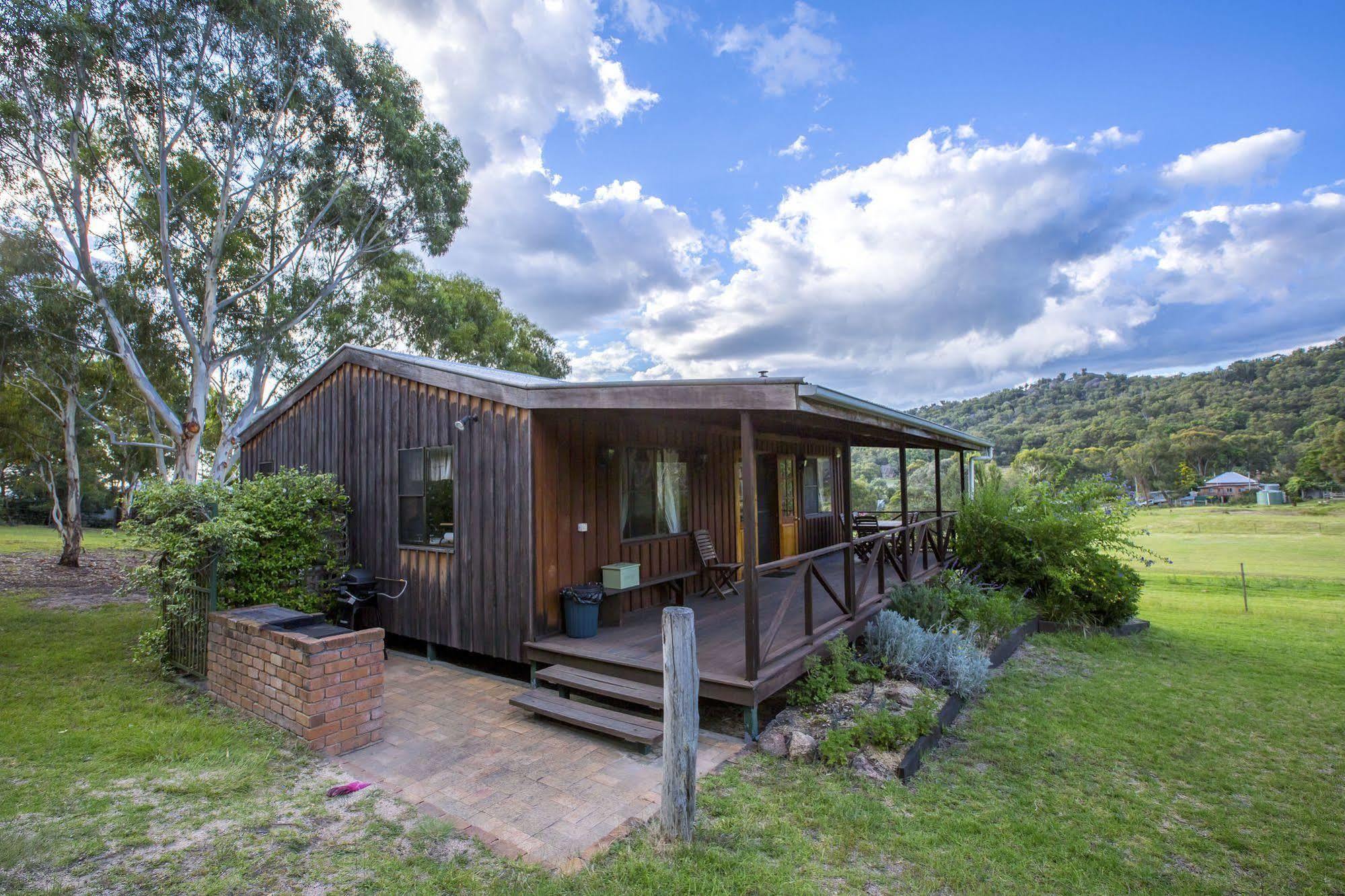 Wyberba Wisteria Cottage מראה חיצוני תמונה